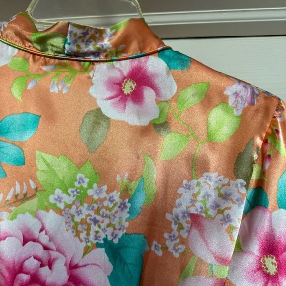 Pink K size small floral robe - Picture 7 of 8